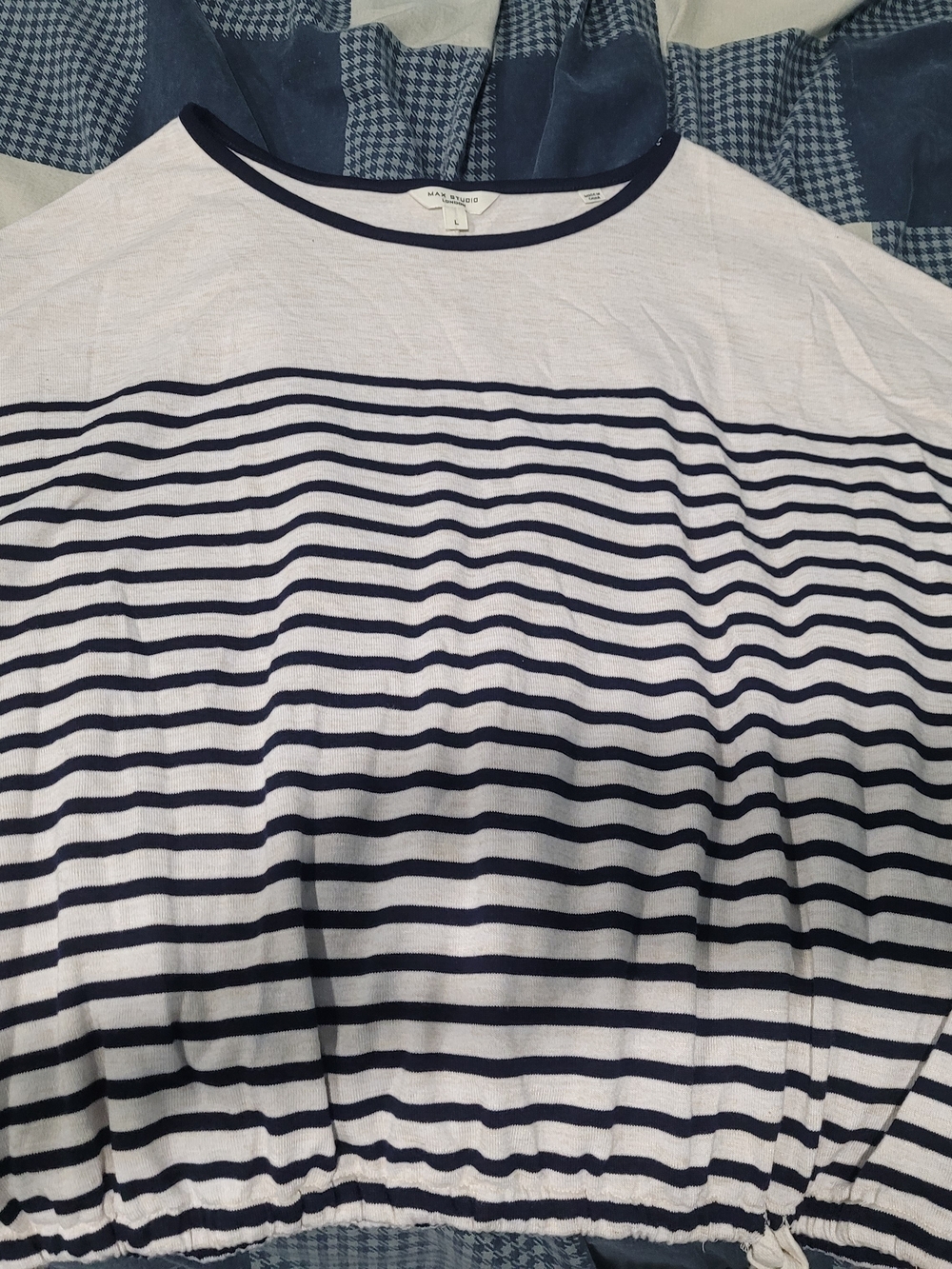Max Studio White and Navy Striped Crewneck Pullover